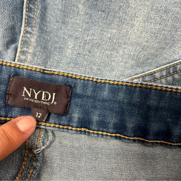 NYDJ Women’s Lift X Tuck Technology Size 12 Marilyn Straight Leg Jeans Casual - Picture 5 of 12